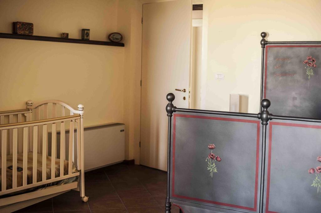 Azienda Agrituristica Alcastle Montabone ภายนอก รูปภาพ