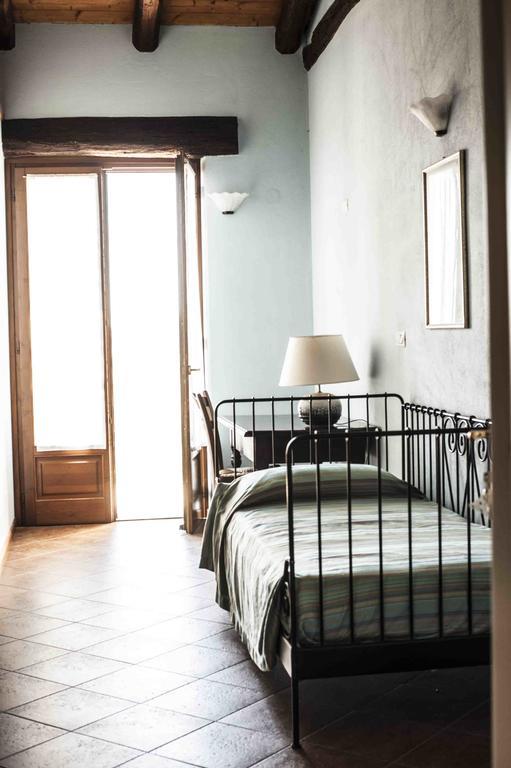 Azienda Agrituristica Alcastle Montabone ภายนอก รูปภาพ