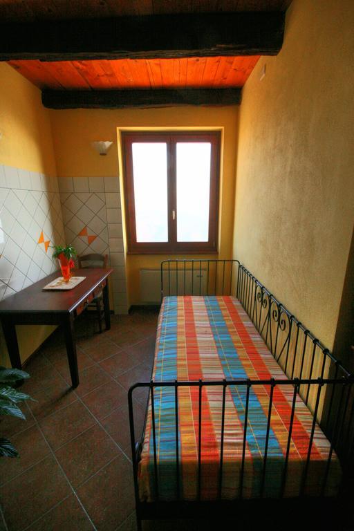 Azienda Agrituristica Alcastle Montabone ภายนอก รูปภาพ